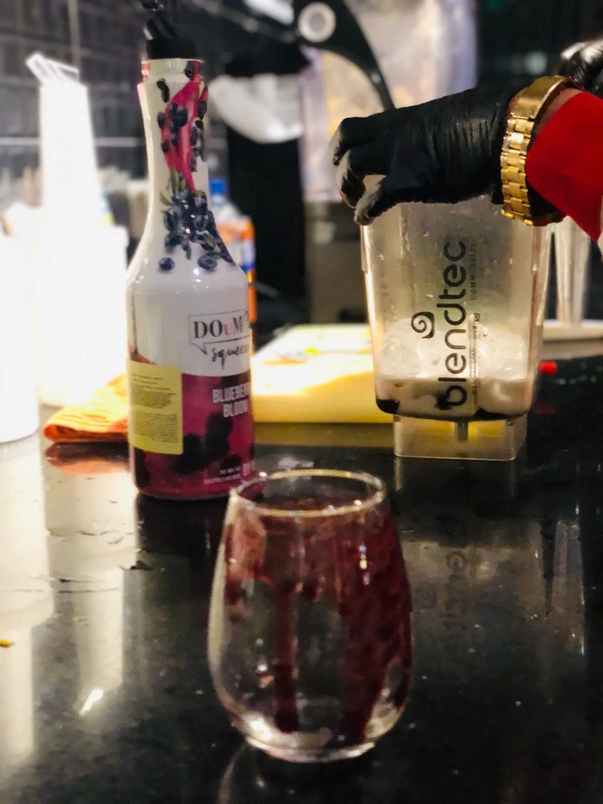 seaside café in Muscat